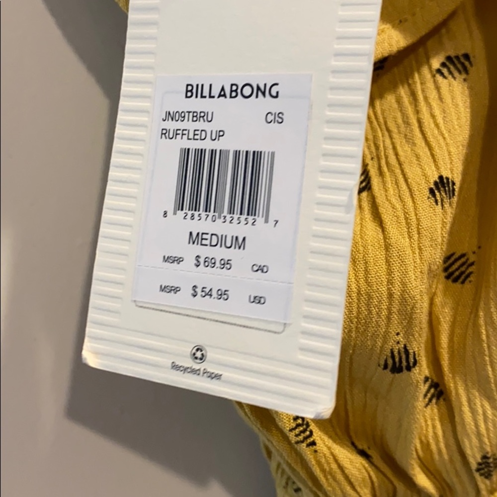 🔥🔥BILLABONG - RUFFLE SLEEVE ROMPER🔥🔥 - Picture 8 of 8
